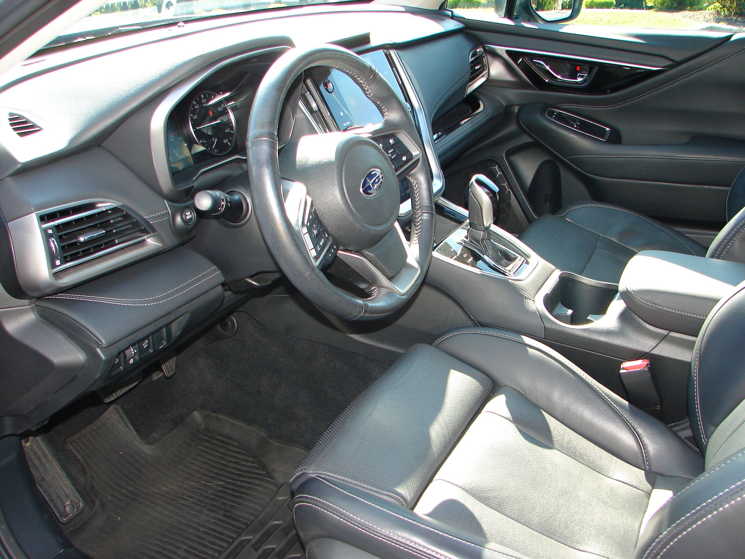 Used 2023 Subaru Outback Limited AWD/4WD image 5