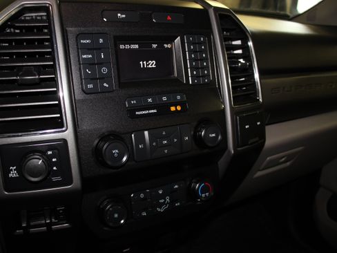 Used 2020 Ford F350 Super Duty XL image 33