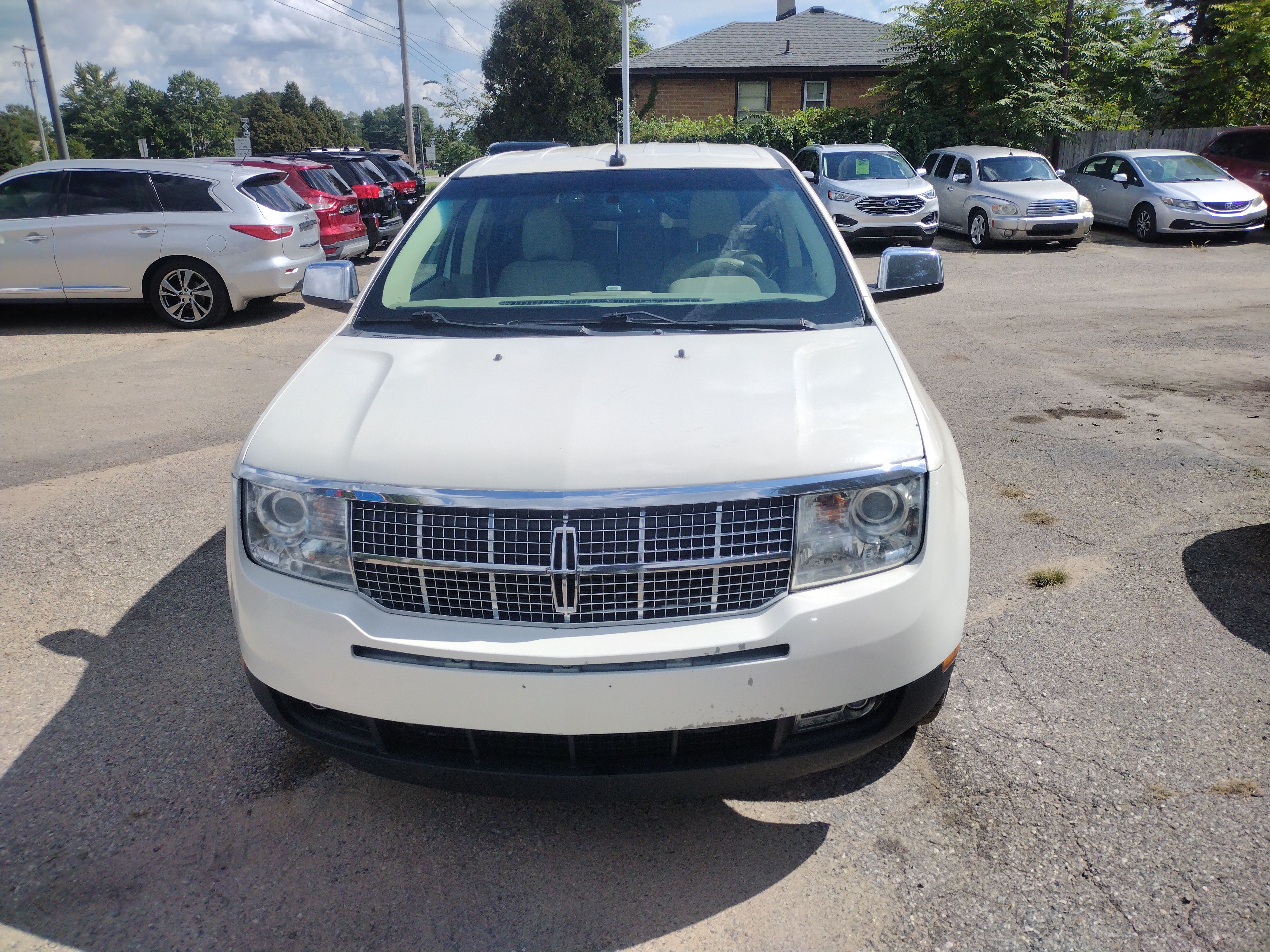Used 2007 Lincoln MKX AWD image 2