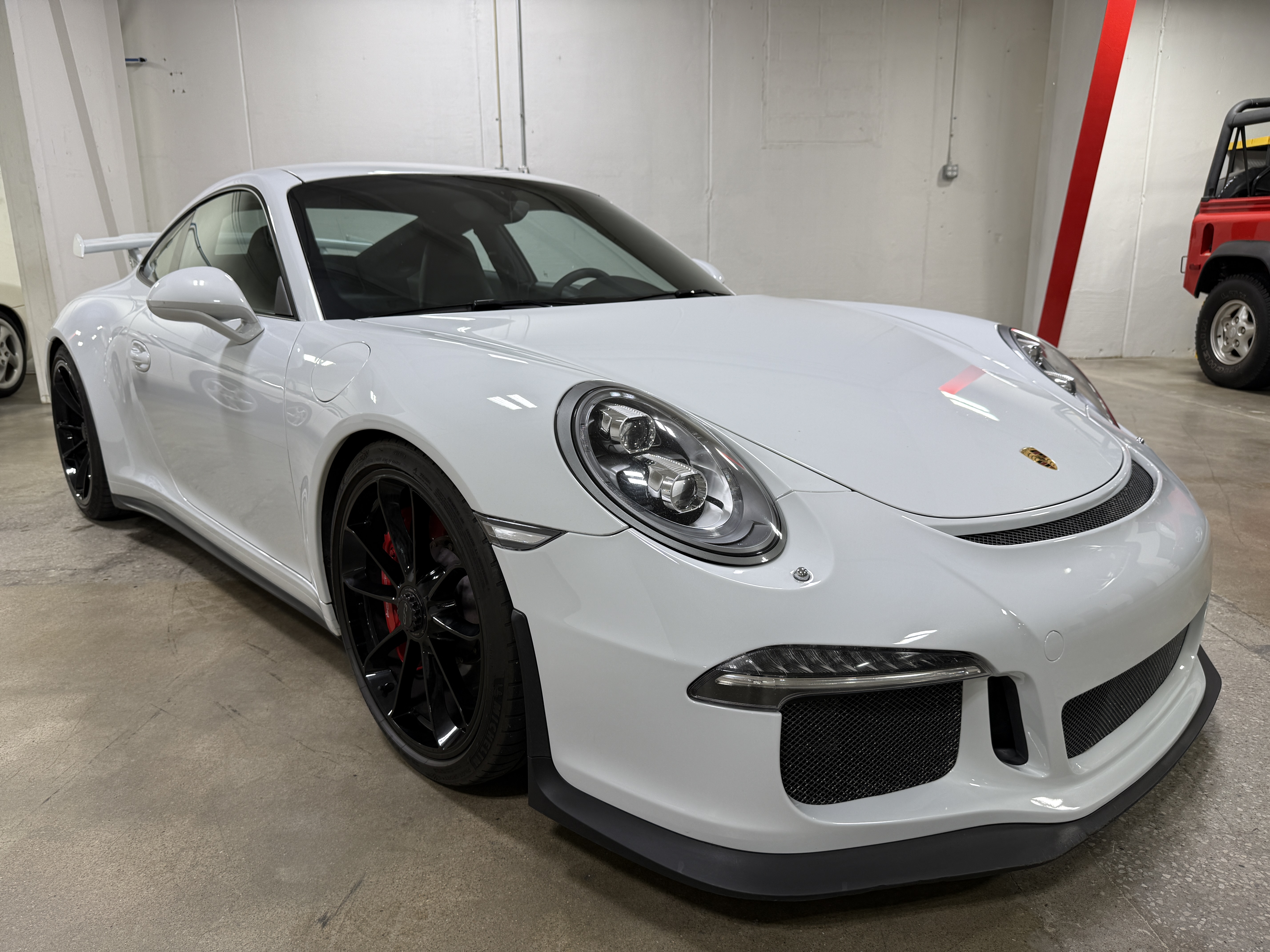 Used 2015 Porsche 911 GT3 RWD image 1