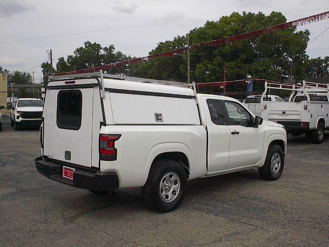 Used 2024 Nissan Frontier S RWD image 4