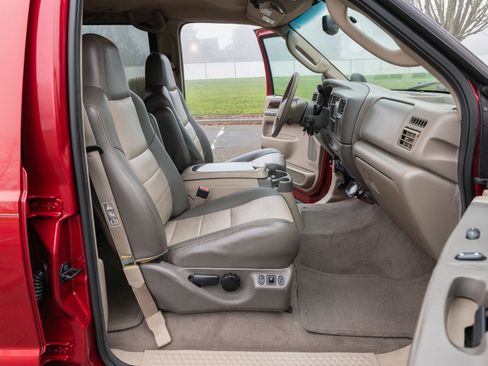 Used 2003 Ford Excursion Eddie Bauer image 40