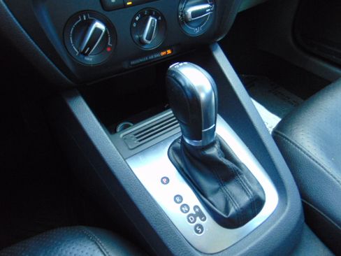 Used 2014 Volkswagen Jetta TDI image 18