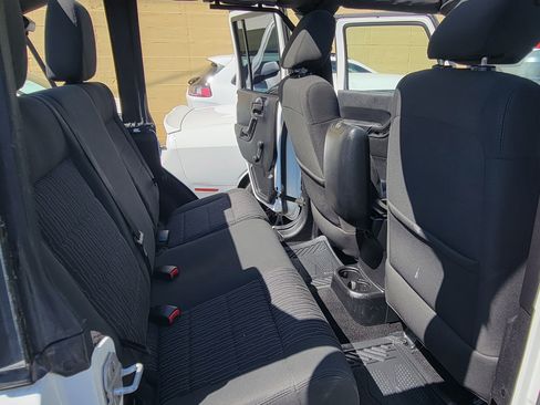 Used 2012 Jeep Wrangler Unlimited Sport image 12