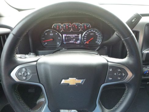 Used 2014 Chevrolet Silverado 1500 2WD Crew Cab LT image 24