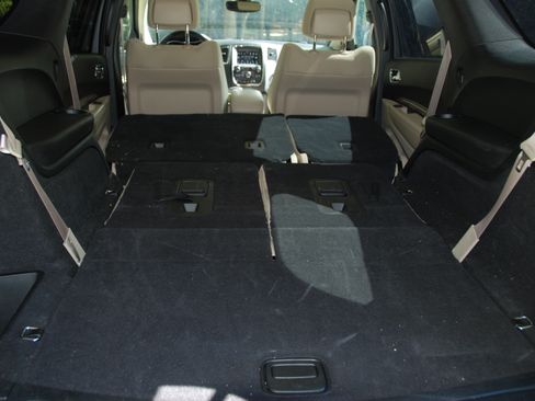 Used 2018 Dodge Durango SXT image 12