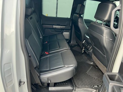 Used 2023 Ford F150 Lariat image 7