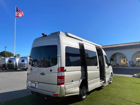 Used 2014 Mercedes-Benz Sprinter 4500 image 7