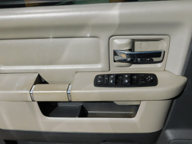 Used 2011 RAM 3500 4x4 Crew Cab image 12