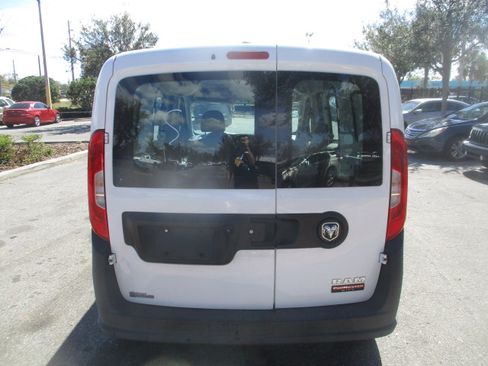 Used 2017 RAM ProMaster City Tradesman image 5