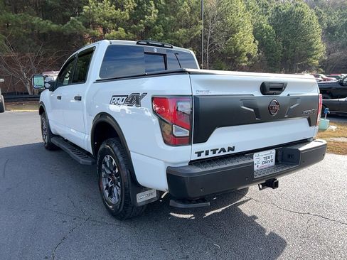 Used 2023 Nissan Titan PRO-4X image 7