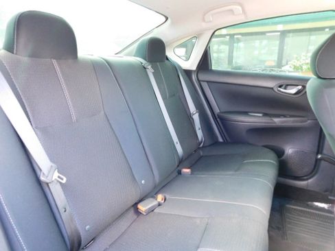 Used 2018 Nissan Sentra 1.8 S image 21