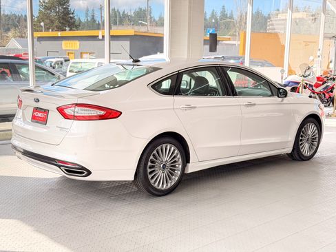 Used 2016 Ford Fusion Titanium image 4