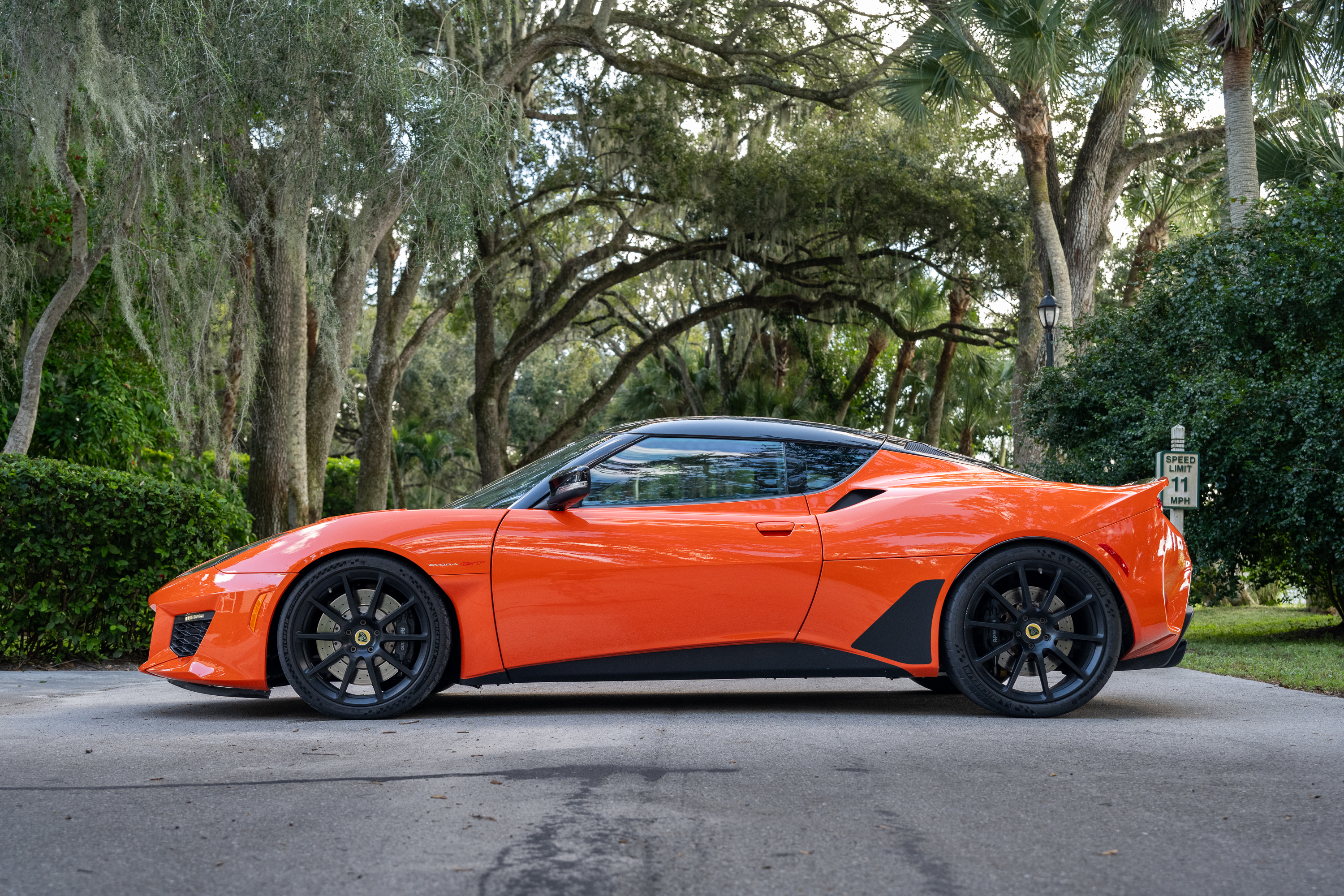 Used 2020 Lotus Evora UNAVAIL RWD image 9