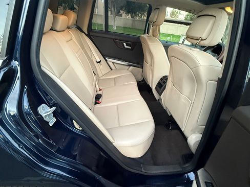 Used 2014 Mercedes-Benz GLK 350 image 6