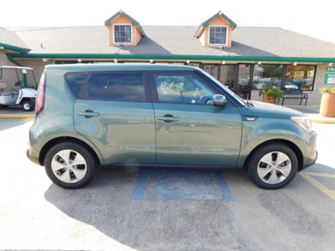 Used 2014 Kia Soul image 9