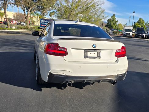 Used 2016 BMW M235i image 11