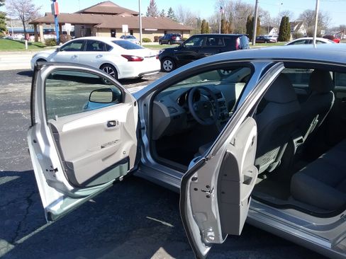 Used 2011 Chevrolet Malibu LS image 17