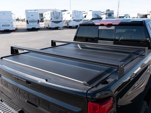 Used 2024 Chevrolet Silverado 1500 High Country image 25