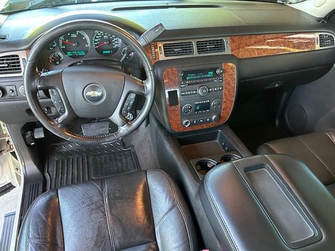 Used 2007 Chevrolet Silverado 3500 4x4 Crew Cab image 17