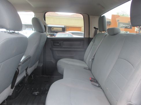 Used 2019 RAM 1500 Classic Tradesman image 10