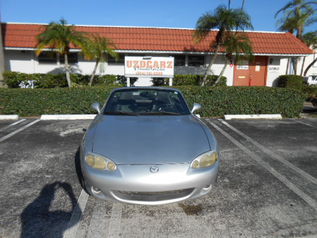 Used 2005 MAZDA MX-5 Miata LS RWD image 8
