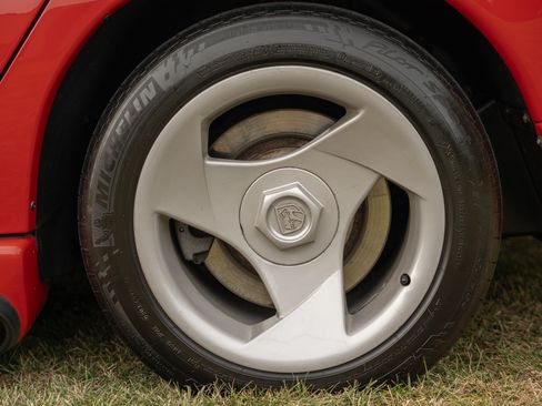 Used 1994 Dodge Viper RT/10 image 38