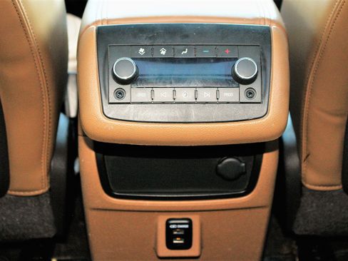 Used 2015 Buick Enclave Premium image 27