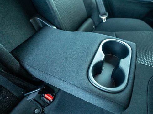 Used 2020 Toyota Prius image 29