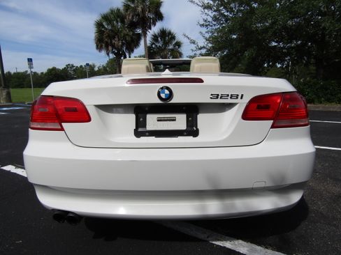 Used 2009 BMW 328i Convertible RWD image 5