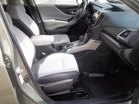 Used 2020 Subaru Forester Premium image 26