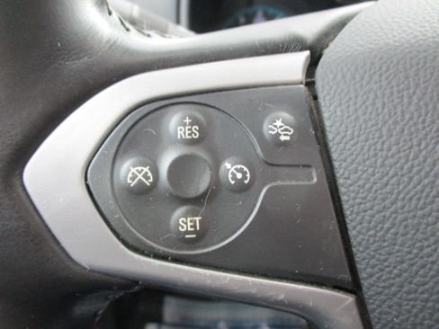 Used 2022 Chevrolet Colorado LT image 32