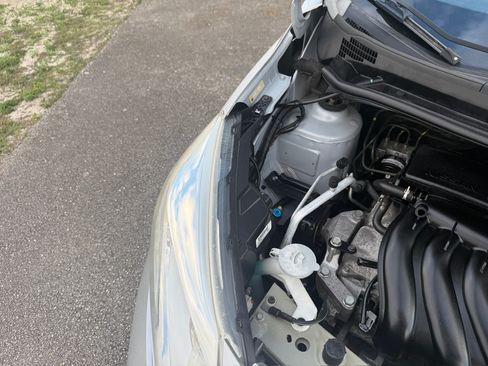 Used 2015 Nissan Versa Note SV image 34