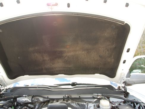 Used 2017 Chevrolet Silverado 2500 image 33