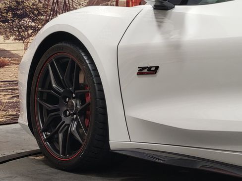 Used 2023 Chevrolet Corvette Z06 image 39