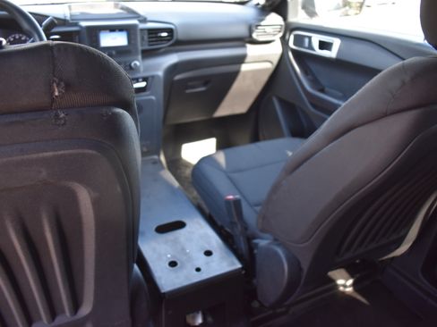 Used 2020 Ford Explorer 4WD Police Interceptor image 18