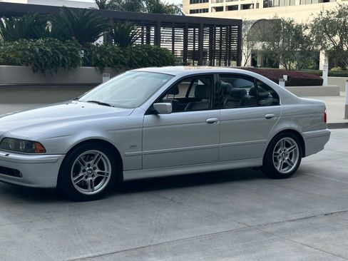 Used 2002 BMW 540i image 26