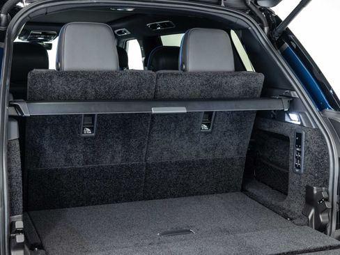 Used 2026 Land Rover Range Rover Long Wheelbase SE image 19