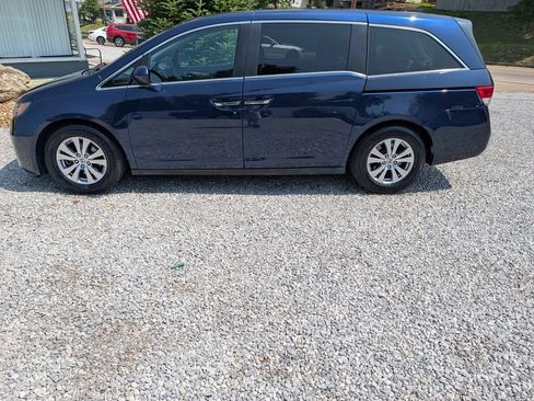 Used 2015 Honda Odyssey EX image 2
