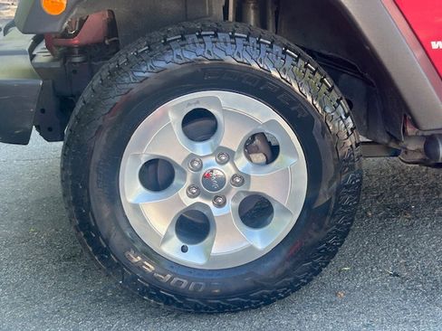 Used 2013 Jeep Wrangler 4WD Unlimited Sport image 27