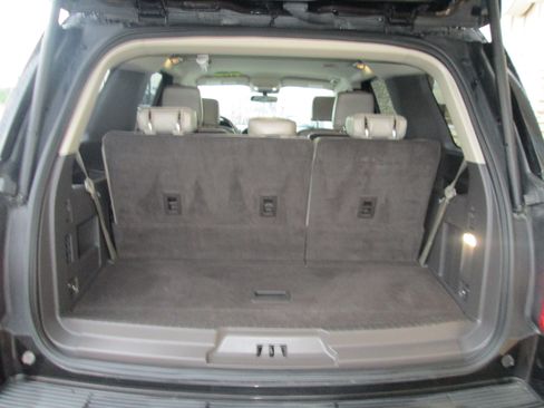 Used 2021 Ford Expedition 2WD XLT image 10