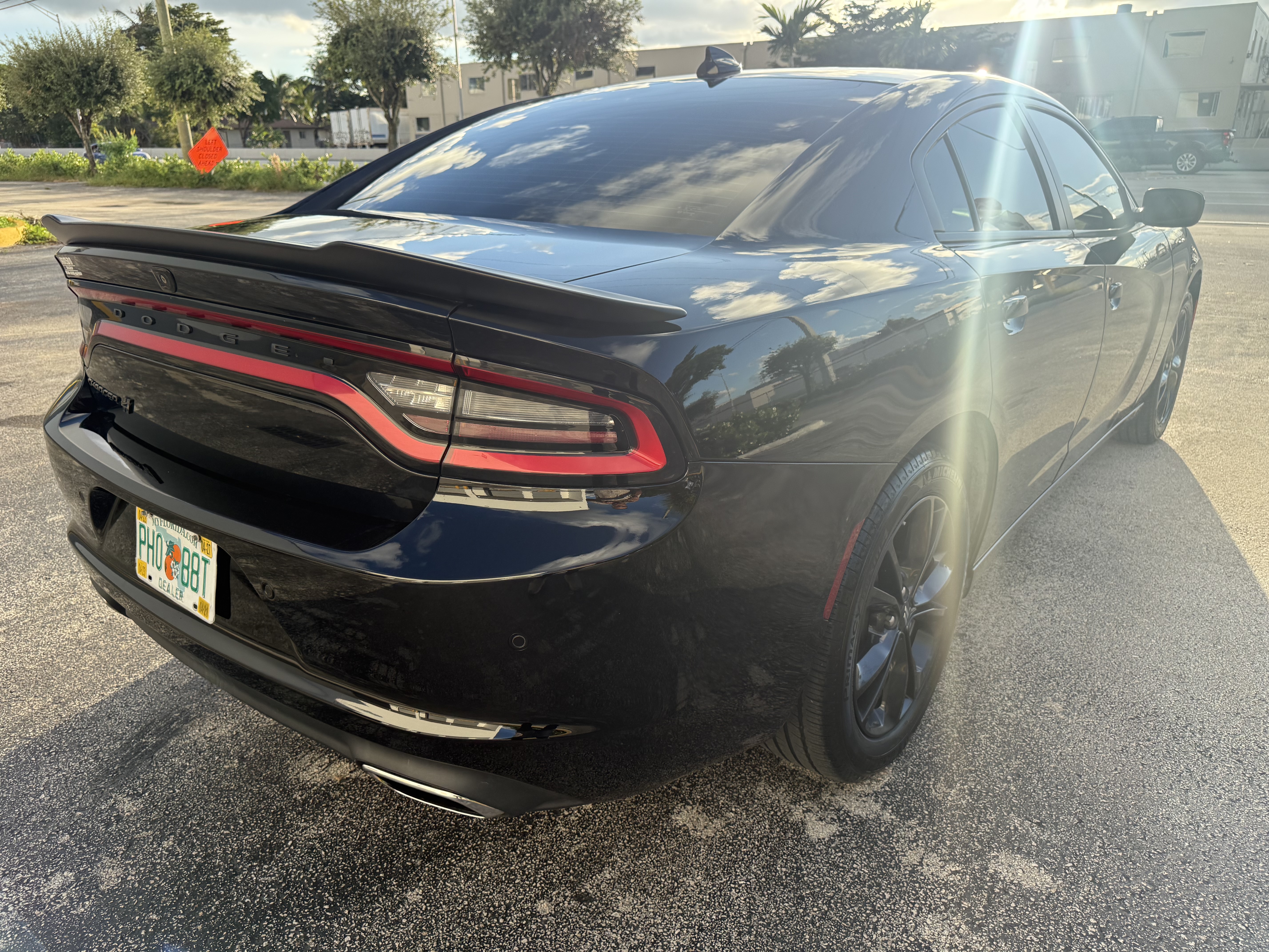 Used 2022 Dodge Charger SXT AWD image 17
