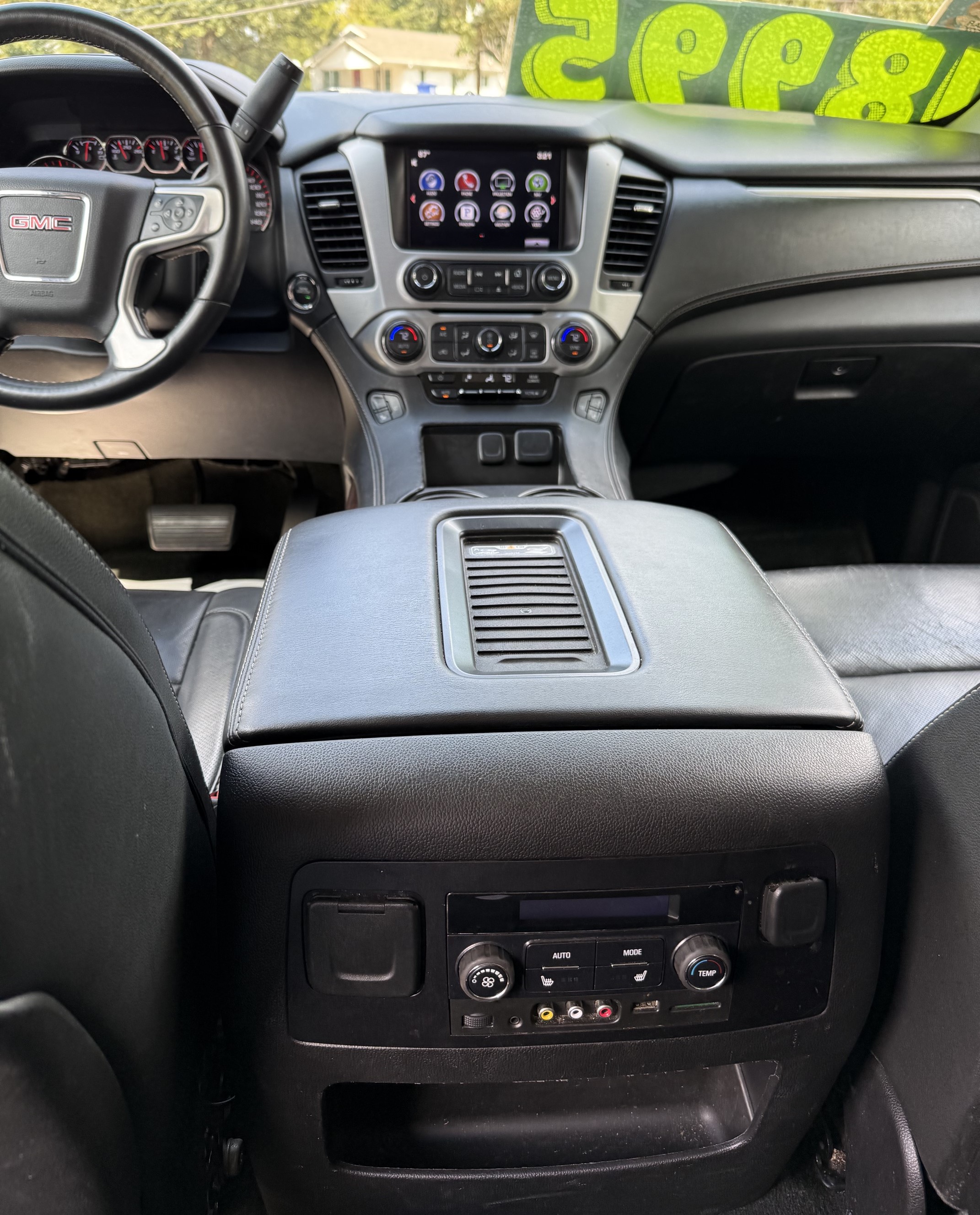 Used 2016 GMC Yukon XL 2WD SLT image 12