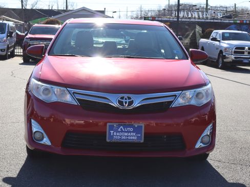 Used 2012 Toyota Camry XLE image 2