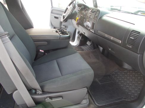 Used 2013 Chevrolet Silverado 1500 LT image 22