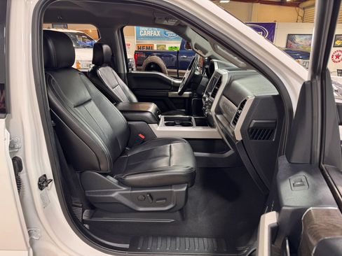 Used 2020 Ford F250 Lariat w/ Lariat Ultimate Package image 20