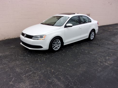 Used 2012 Volkswagen Jetta 2.5 SE image 1