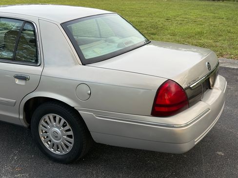 Used 2007 Mercury Grand Marquis LS RWD image 39