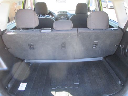 Used 2017 Kia Soul ! image 10