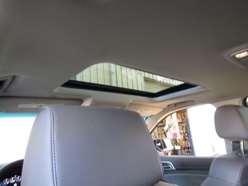 Used 2020 GMC Yukon Denali image 14